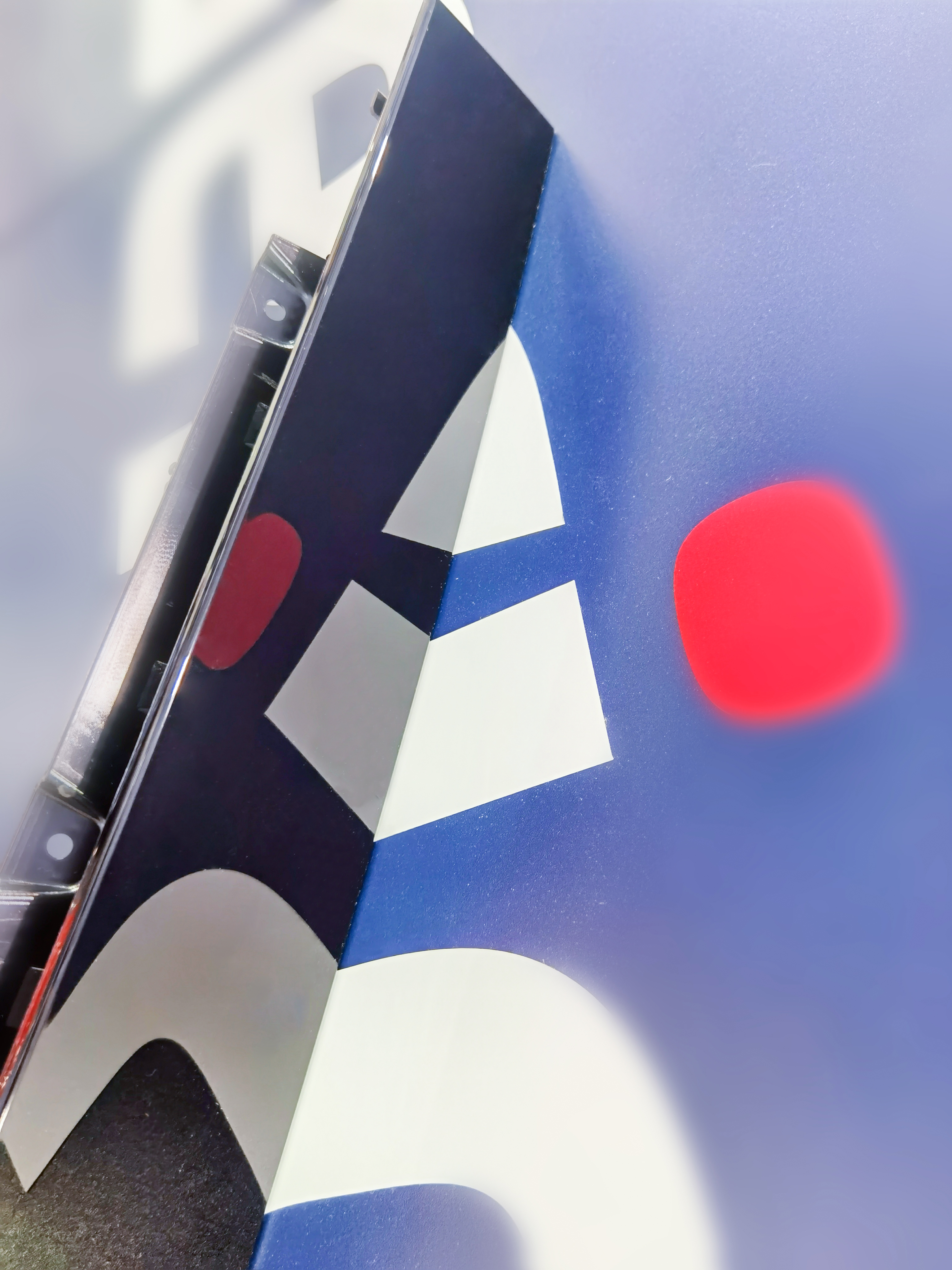 NEO·Ms High gloss plastic panel B pillar